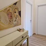 A Casa Di Leda - Ac, Posto Auto, Wi-fi 公寓