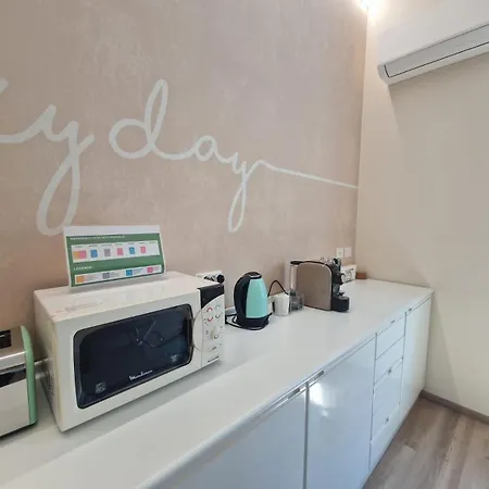 A Casa Di Leda - Ac, Posto Auto, Wi-fi 아파트 *